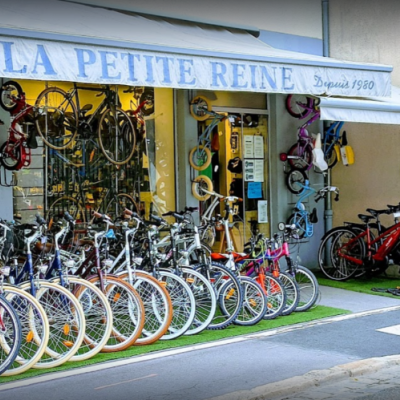 À La Petite Reine