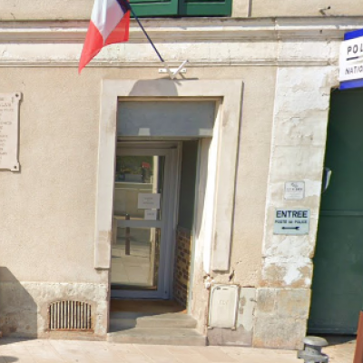 Police Nationale   17