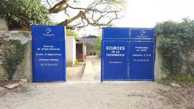 Les Ecuries de la Faisanderie
