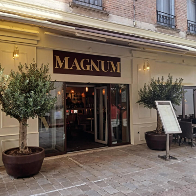 MAGNUM